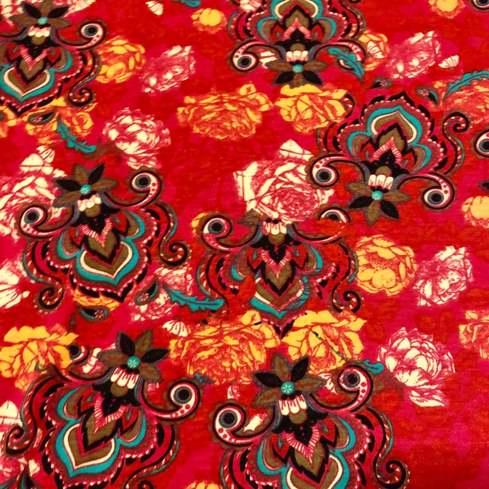 Lularoe Medium Julia - Picture 2 of 2
